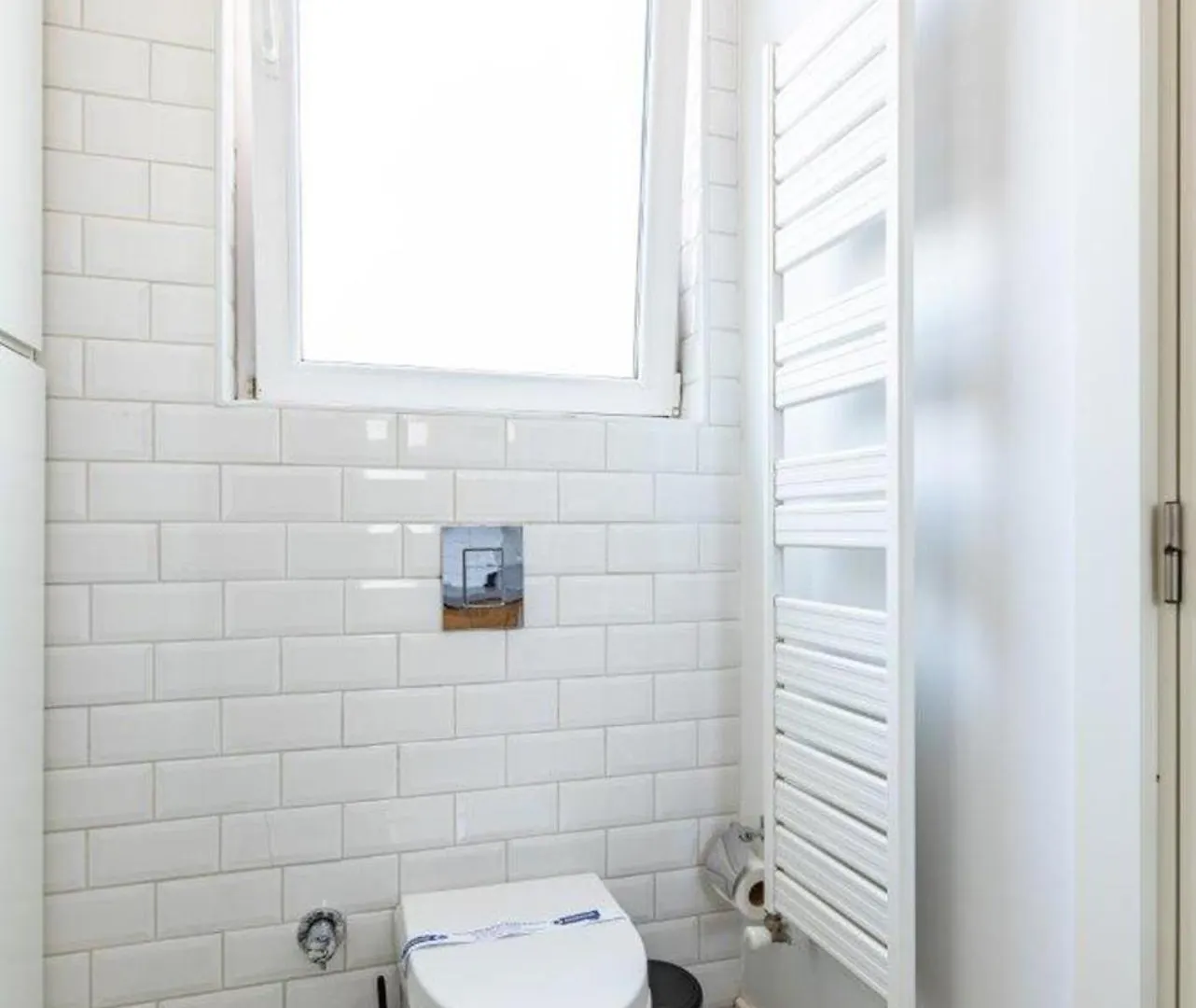 Bright Central Cool 2Bed 2 Bath Airy Home #353 0*, Istanbul Turkey