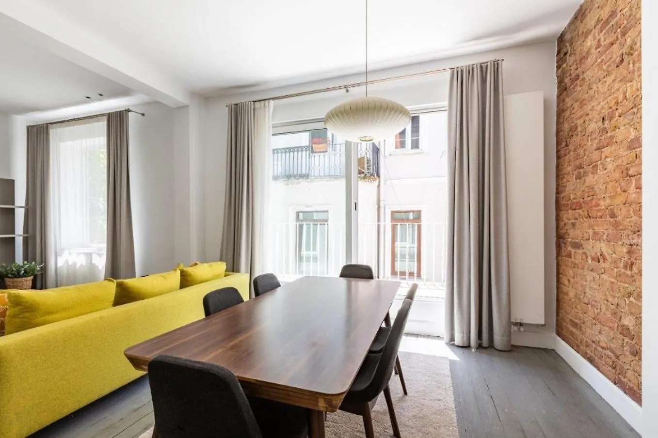Apartment Bright Central Cool 2Bed 2 Bath Airy Home #353 Turkey