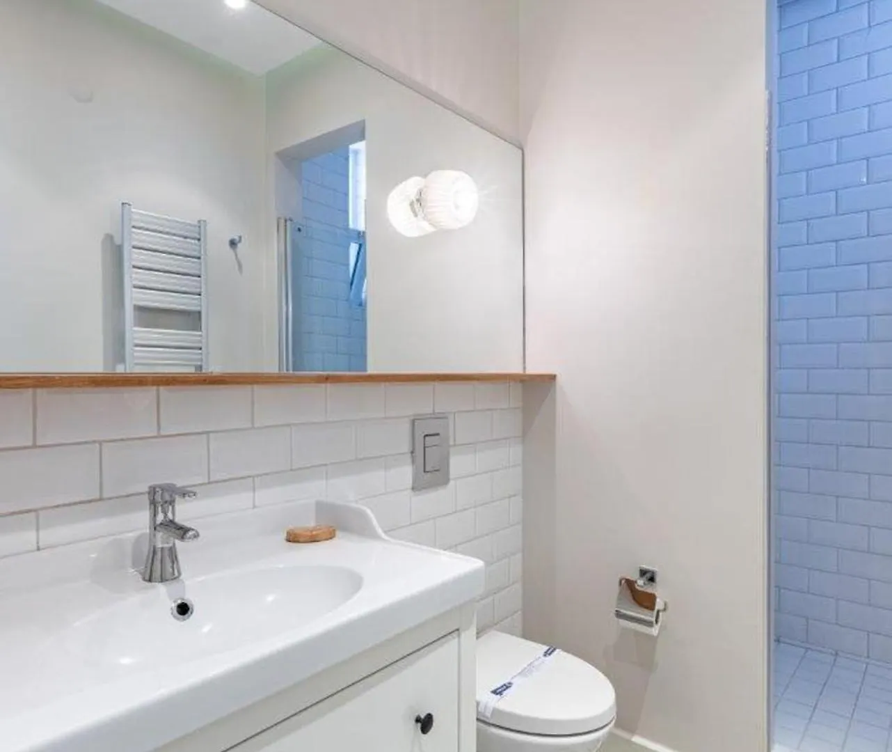 Bright Central Cool 2Bed 2 Bath Airy Home #353 Apartment
